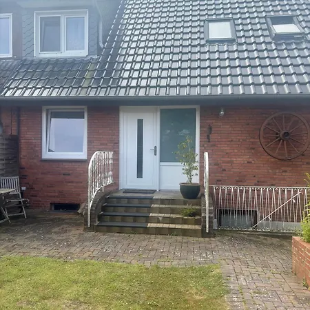 Kapellenweg Erdgeschoss * フェーマルン